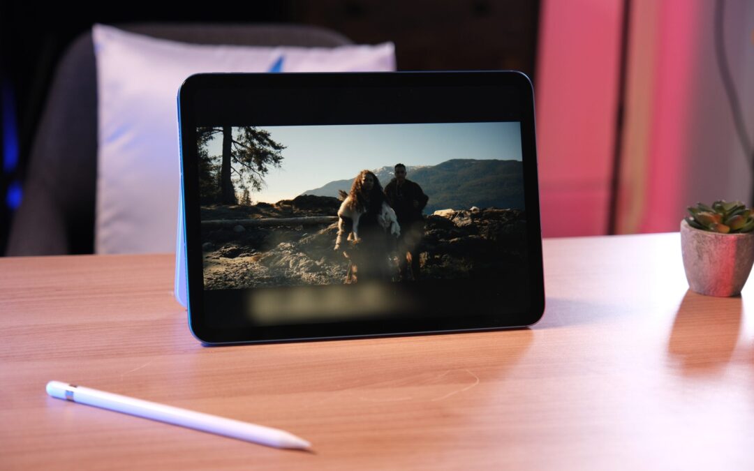 EdTech Insight – Apple says longtime directors Al Gore and James Bell are retiring from the board