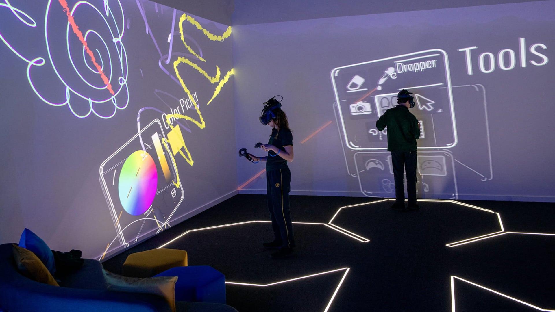 Top 7 Cost-Effective VR Solutions for Schools: Affordable Classroom Technology in 2024