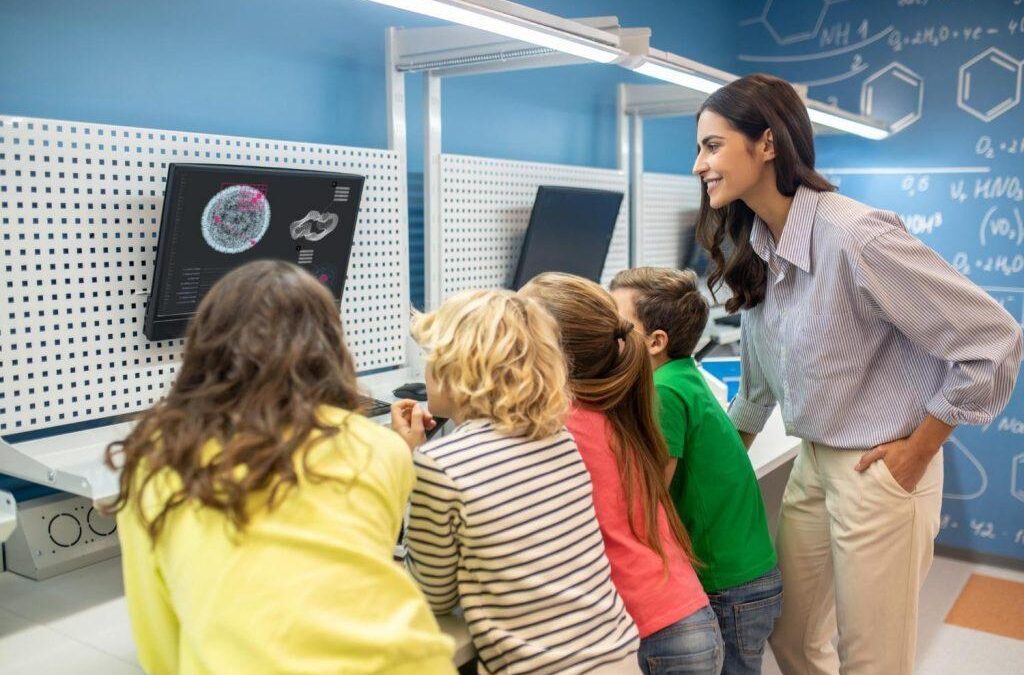 Revolutionizing Classrooms: How Sustainable Technologies Are Shaping Educational Settings