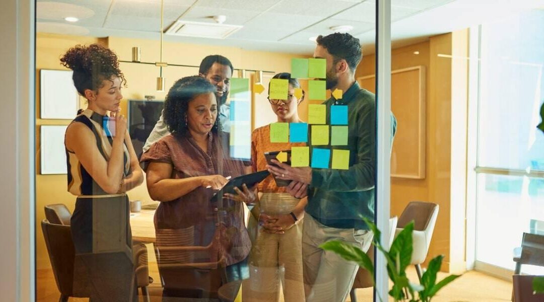 Microlearning in Corporate Training Programs: Boost Employee Engagement & Retention