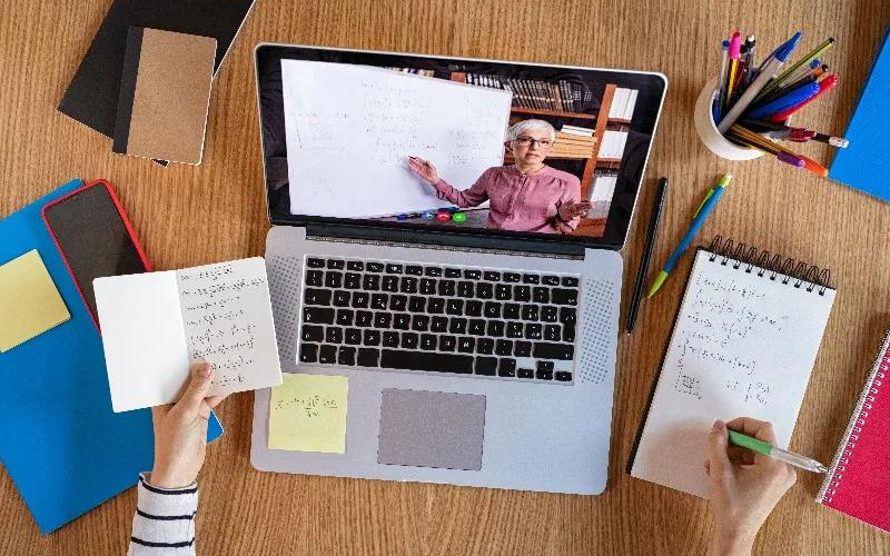 How Online Learning Platforms Are Transforming in 2025: Latest Trends and Innovations