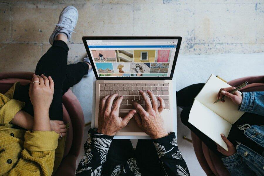 How Graphic Designers Elevate Educational Content: Boost Engagement & Learning