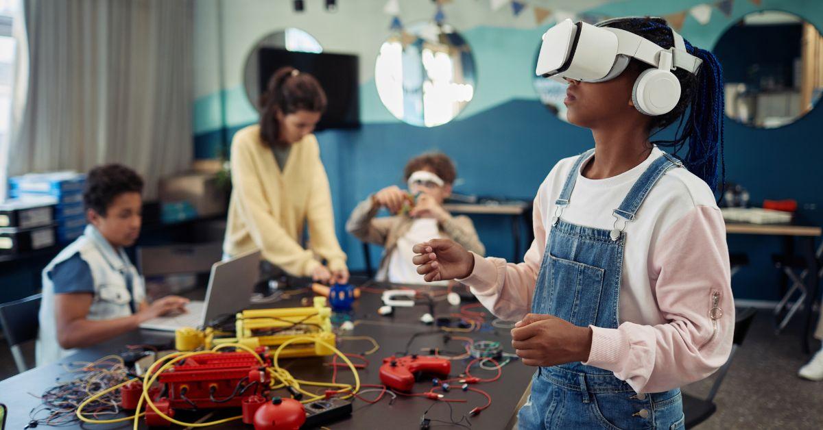 Immersive Learning Revolution: How VR/AR Are Shaping the Future of Modern Education
