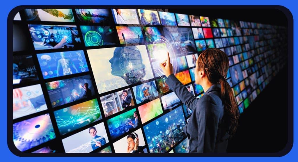Multimedia Designer Education: Essential Degrees, Skills, and Career Paths