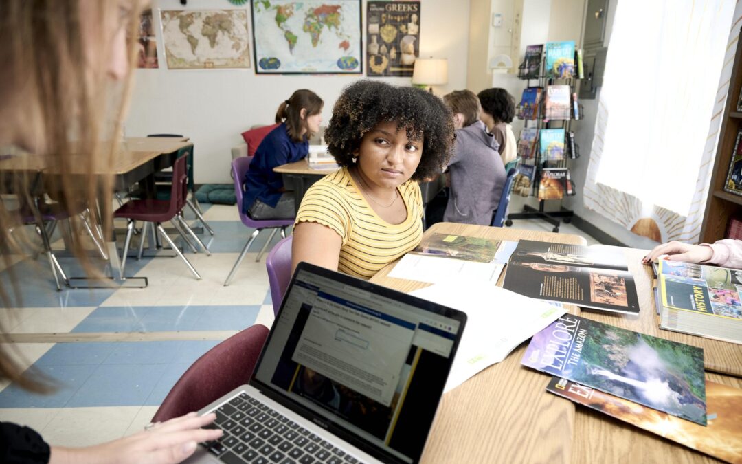 Inside the Virtual Classroom: Real Student Perspectives on Online Learning Experiences