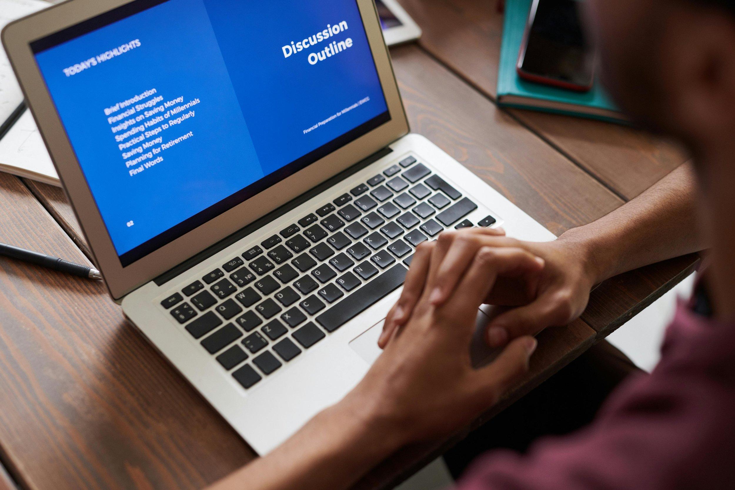 Top Skills You Need to Succeed as a Visual Designer in E-Learning