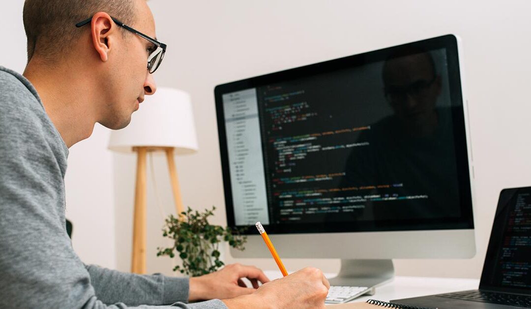 Full Stack Developer Education: Essential Degrees, Courses, and Skills for 2024