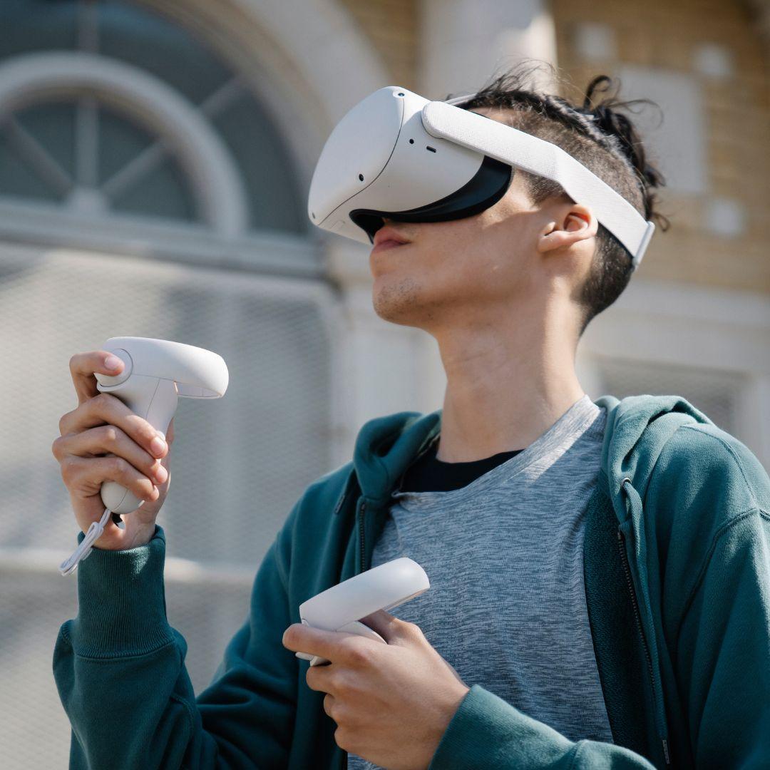 Discover the Power of Virtual Field Trips: Expanding Horizons from Your Classroom