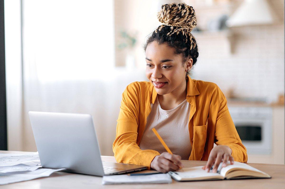 Unlocking Lifelong Learning: How MOOCs Are Transforming Education