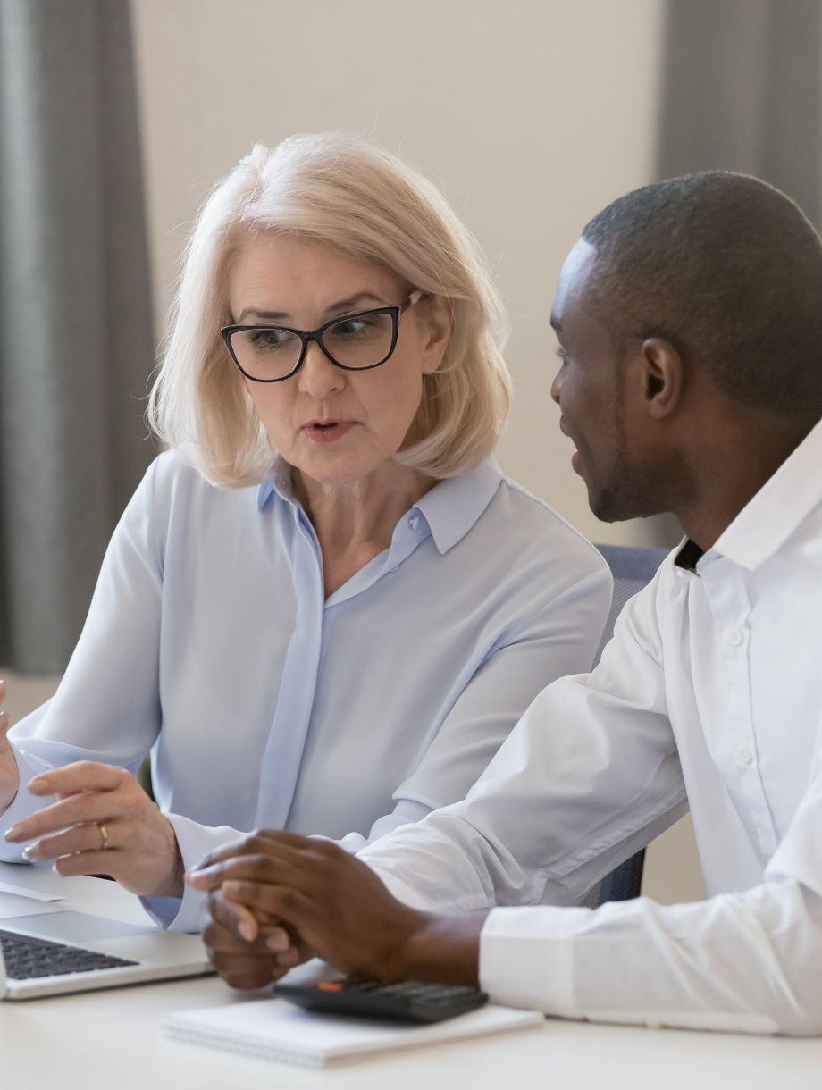 Top Education Paths for Training and Development Managers: Essential Degrees & Certifications