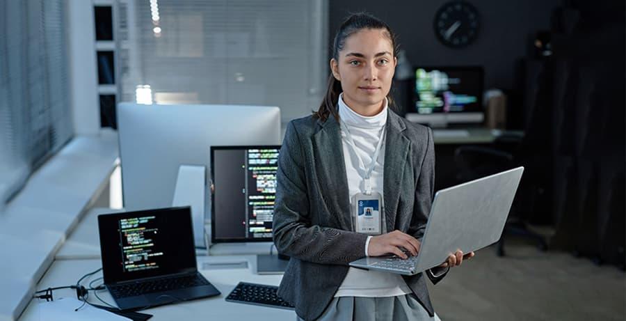 Chief Technology Officer (CTO) Education: Essential Degrees, Skills, and Pathways to Success