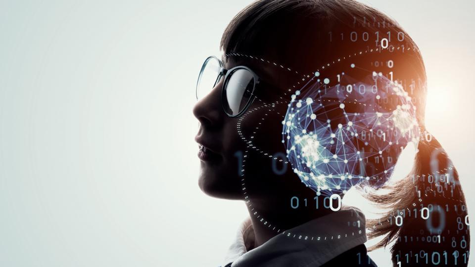 Creative Director in EdTech: Shaping the Future of Digital Education Innovation