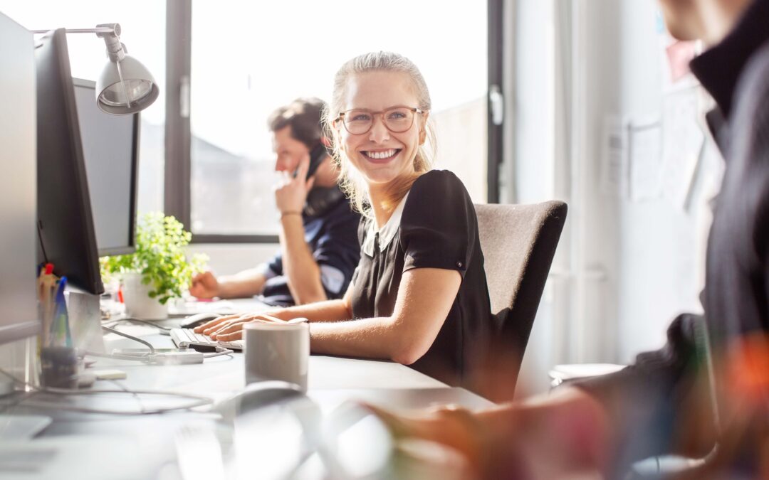 Social Media Manager in the Education Sector: Key Skills, Roles, and Career Guide