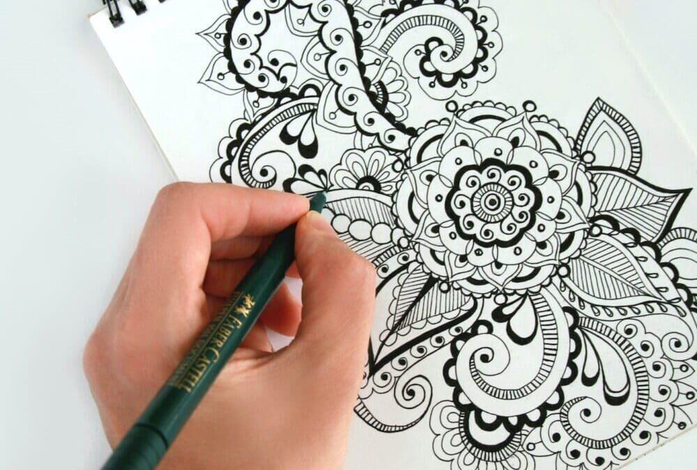 Blended Learning Designer: Essential Skills, Tools, and Tips for Success in 2024