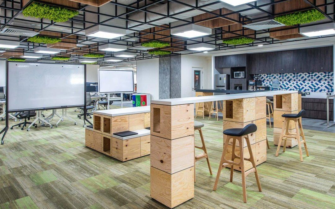 Designing Flexible Hybrid Classrooms: Strategies for Adaptable Learning Environments